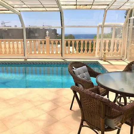 Large & Comfortable Marinera With Swimming Pool And Seaview In