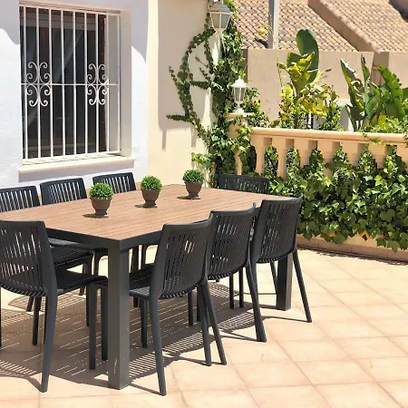 Large & Comfortable Marinera With Swimming Pool And Seaview In