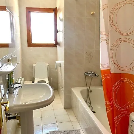 Large & Comfortable Marinera With Swimming Pool And Seaview In Calpe